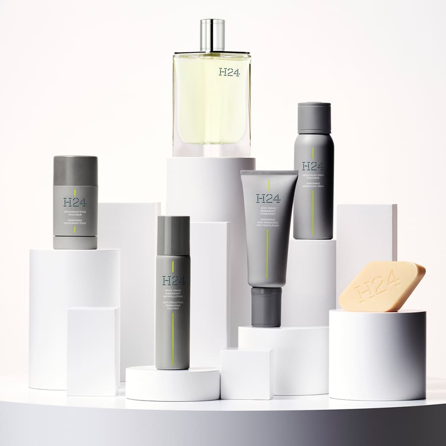 H24 Refreshing Spray Deodorant
