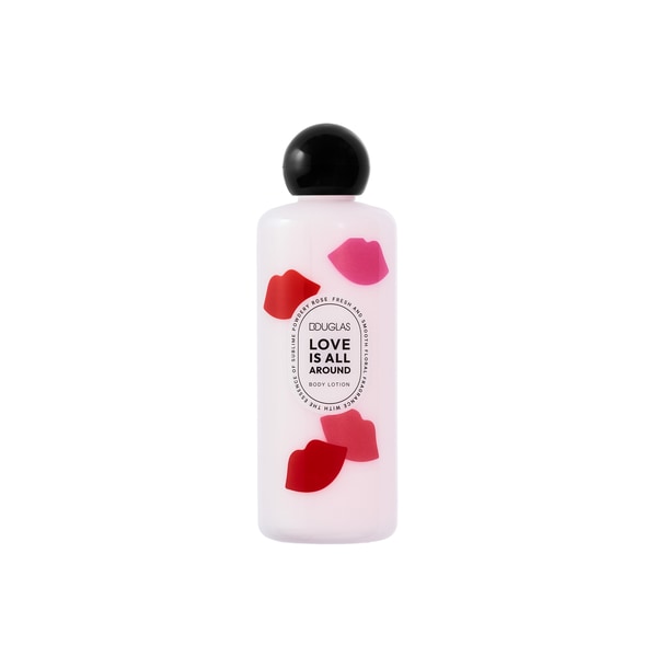 Love is all around  Bubble Bath 