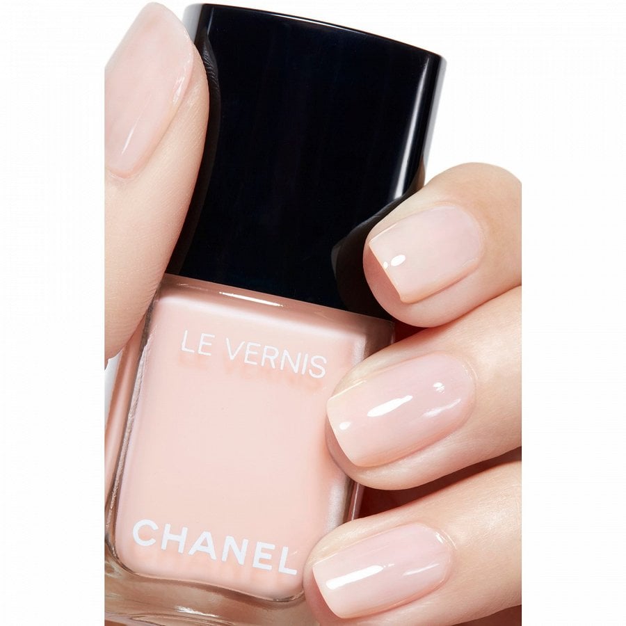 LE VERNIS
