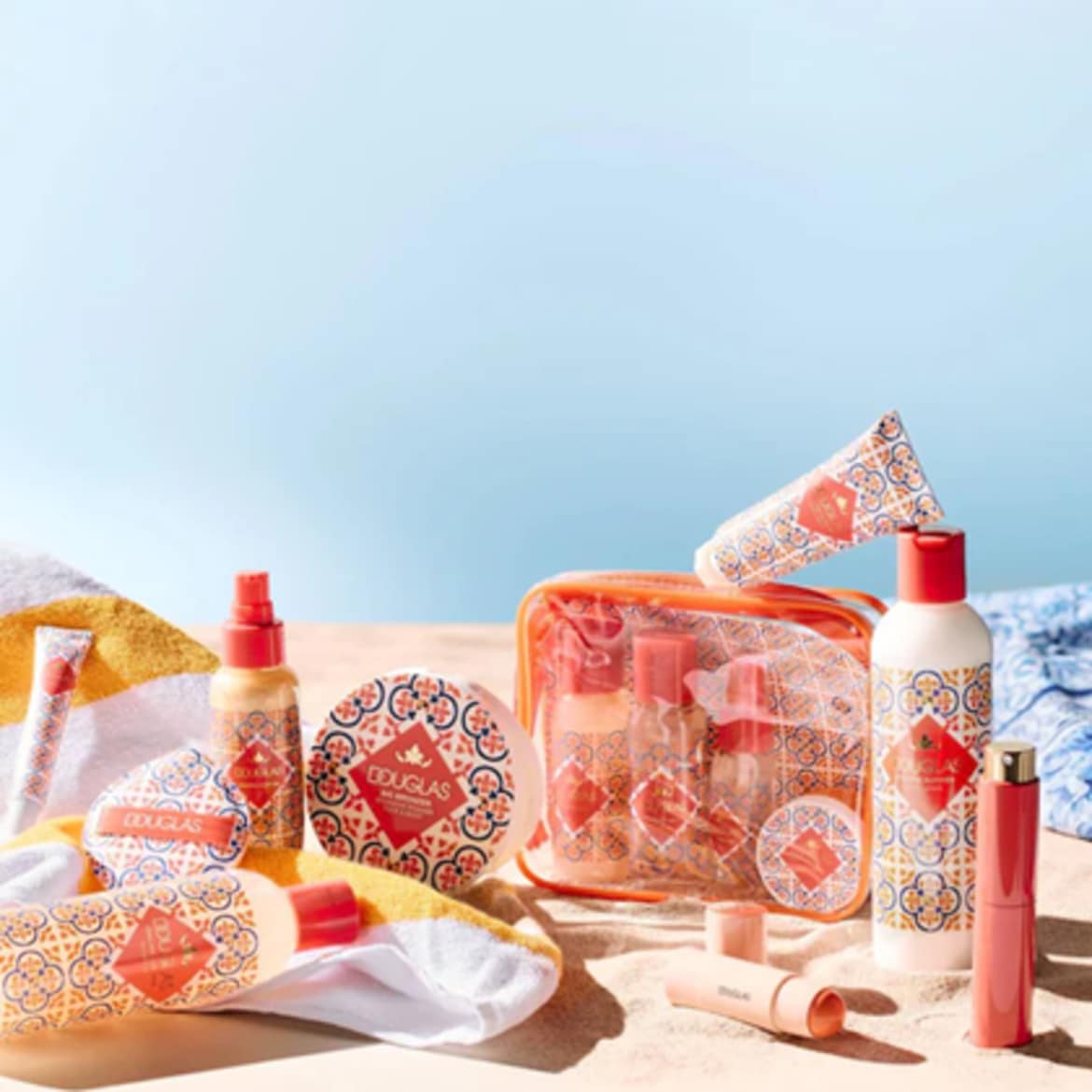 Noua colectie Italian Summer Douglas Collection