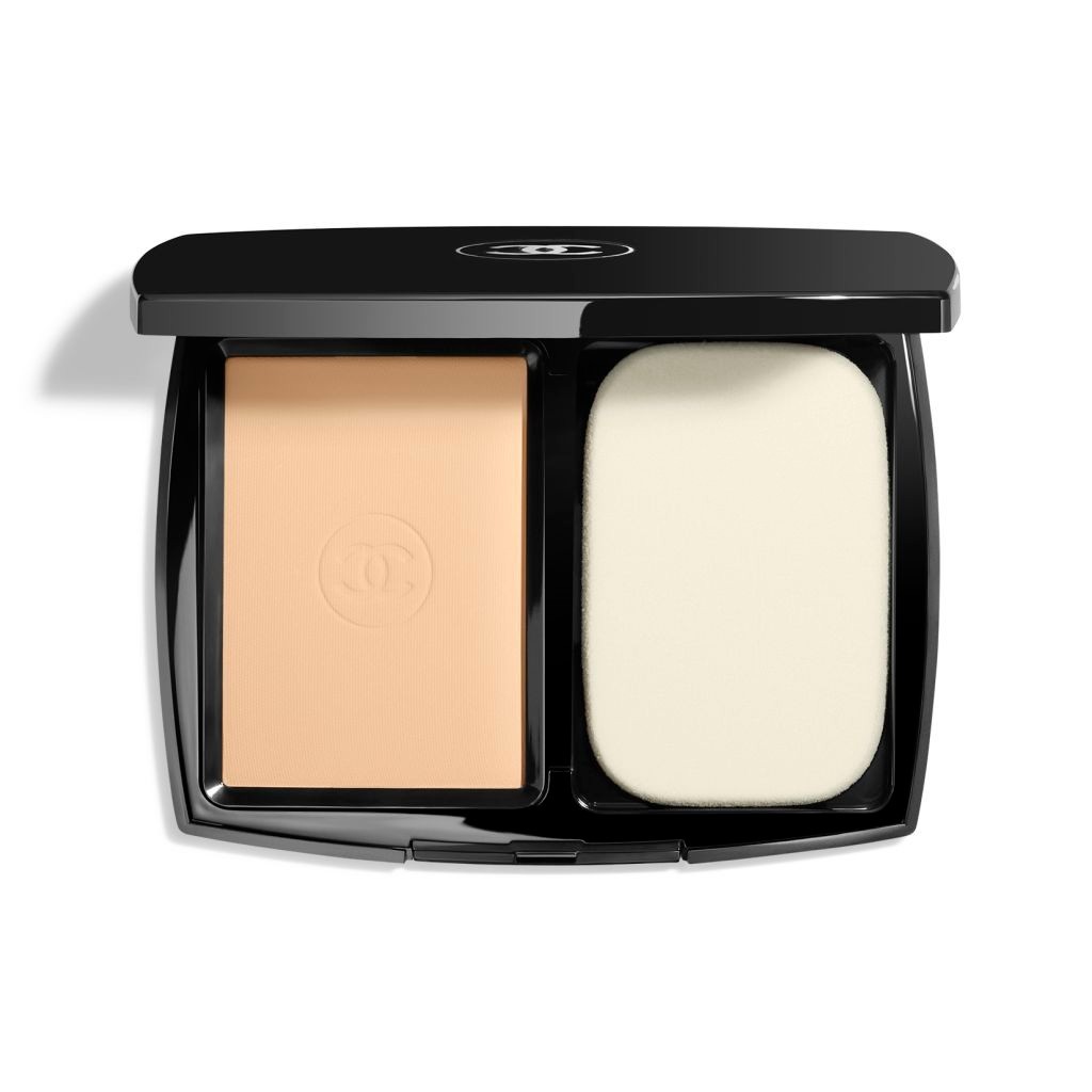 Fond de ten pentru CHANEL ULTRA LE TEINT ULTRA LE TEINT 10 - BEIGE