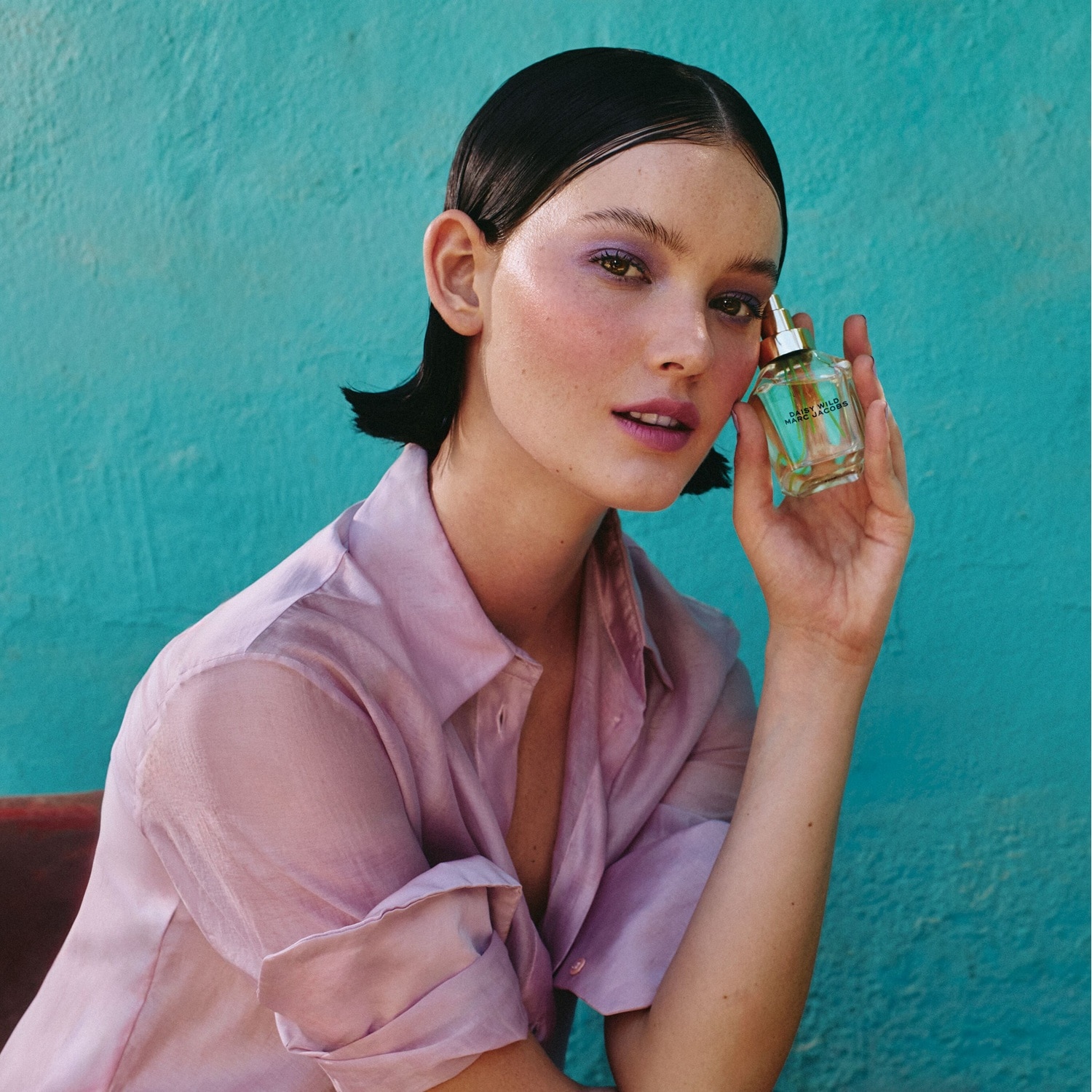 web rendition-fragrance-beautyvisual-summer-woman-fragrance-sitting-cmyk .jpg