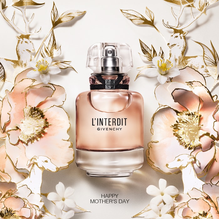 DESCOPERĂ L'Interdit Narcisse Blanc