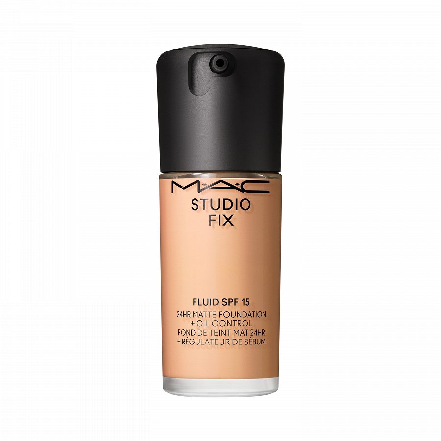 Studio Fix Fluid SPF 15 24HR Matte Foundation & Oil Control