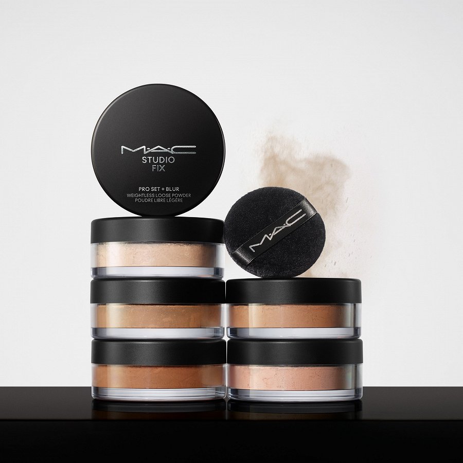 Weightless Loose Powder