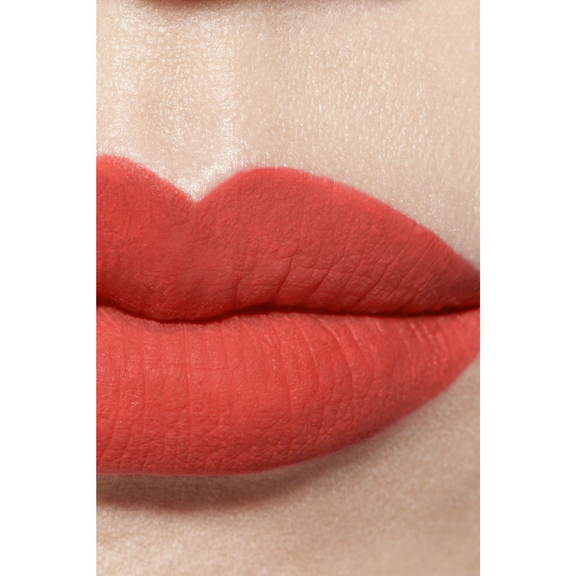 ROUGE ALLURE LIQUID VELVET