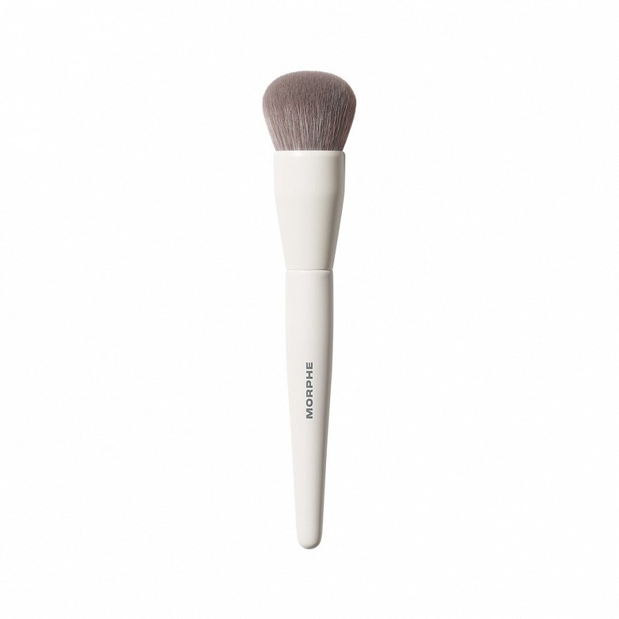 M104 Foundation Brush