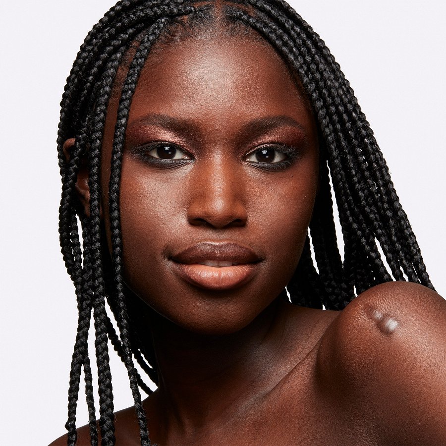 Weightless Loose Powder