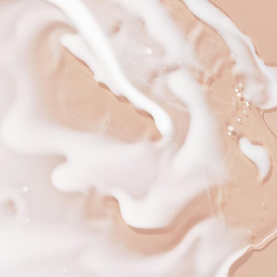 Milky Mushroom Gentle Cleansing Oil