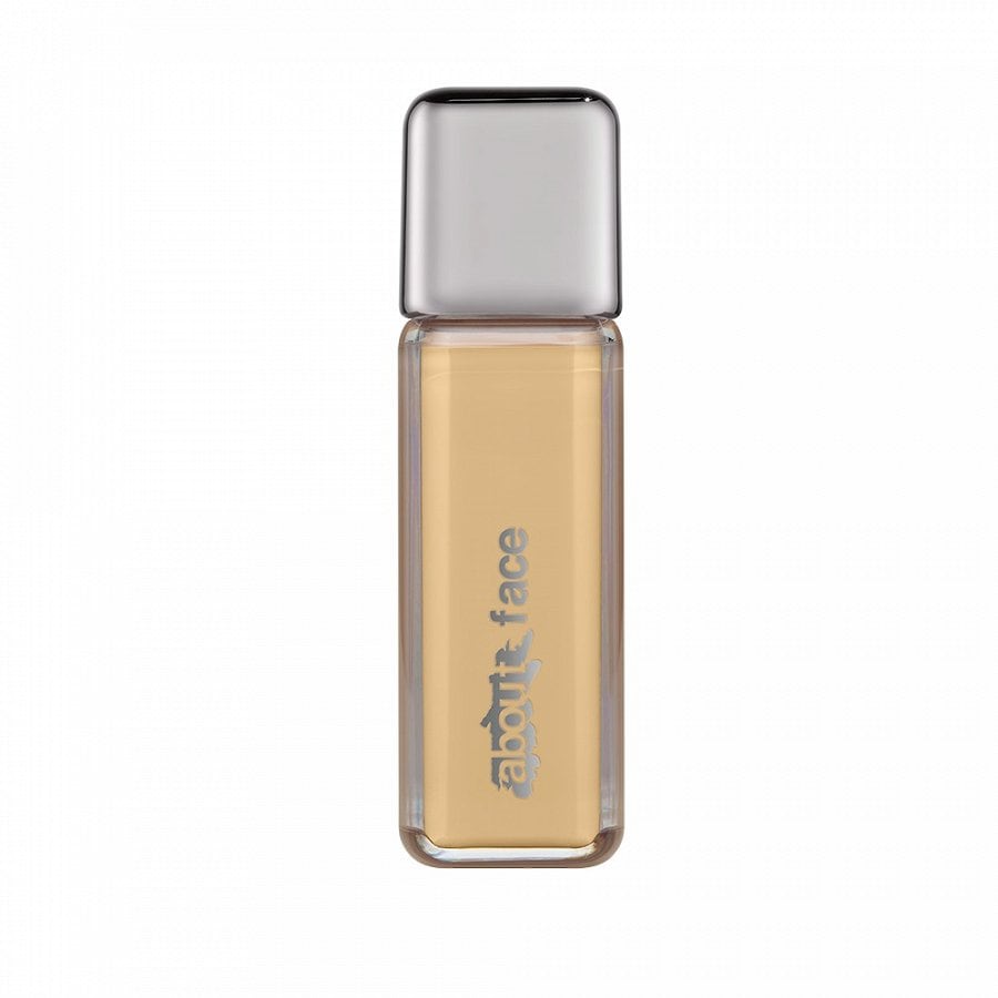 The Performer Skin-Focused Foundation