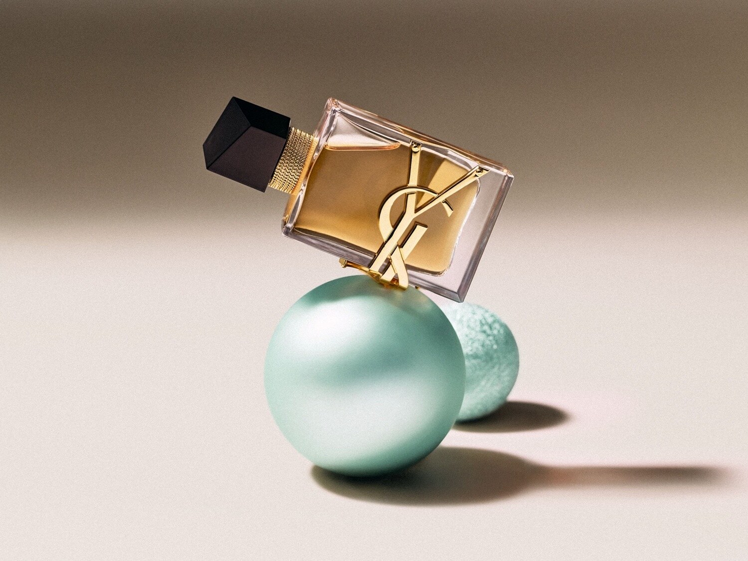 Imagine implicită pentru cms