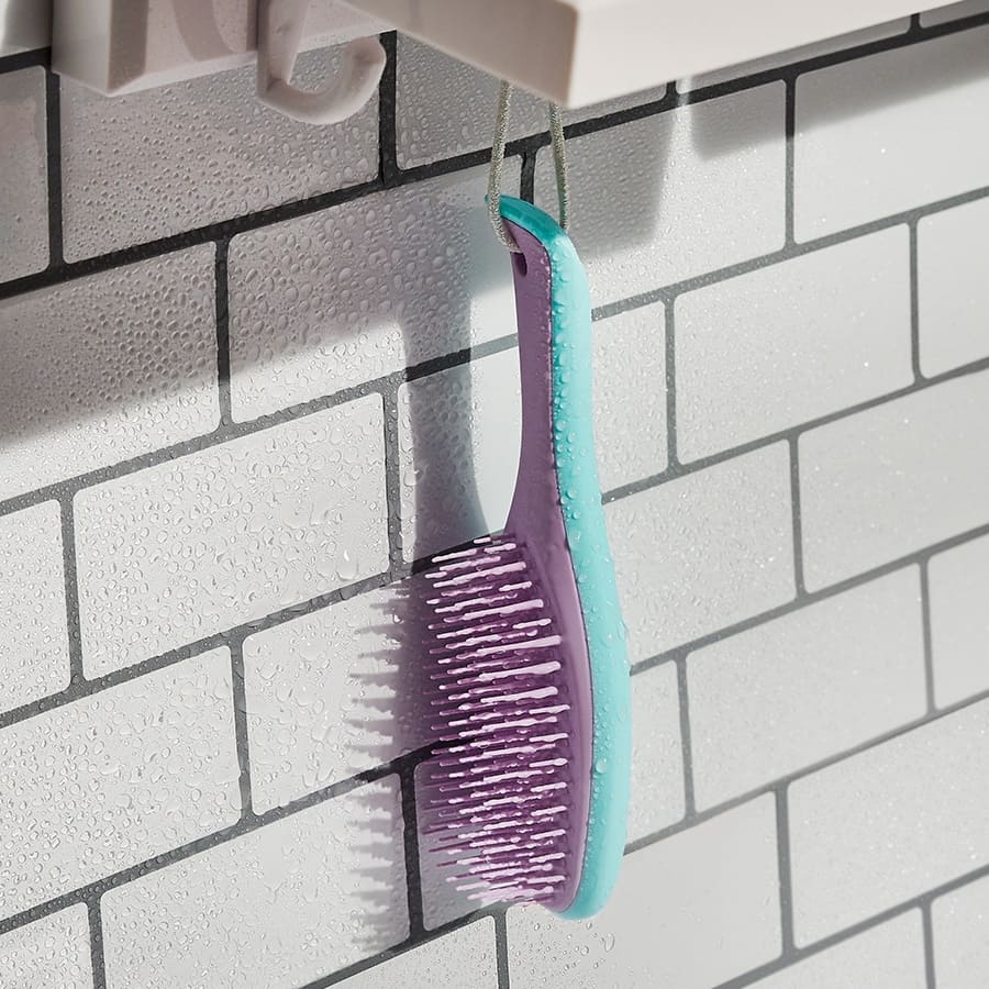 The Wet Detangler Mini Wysteria Leaf