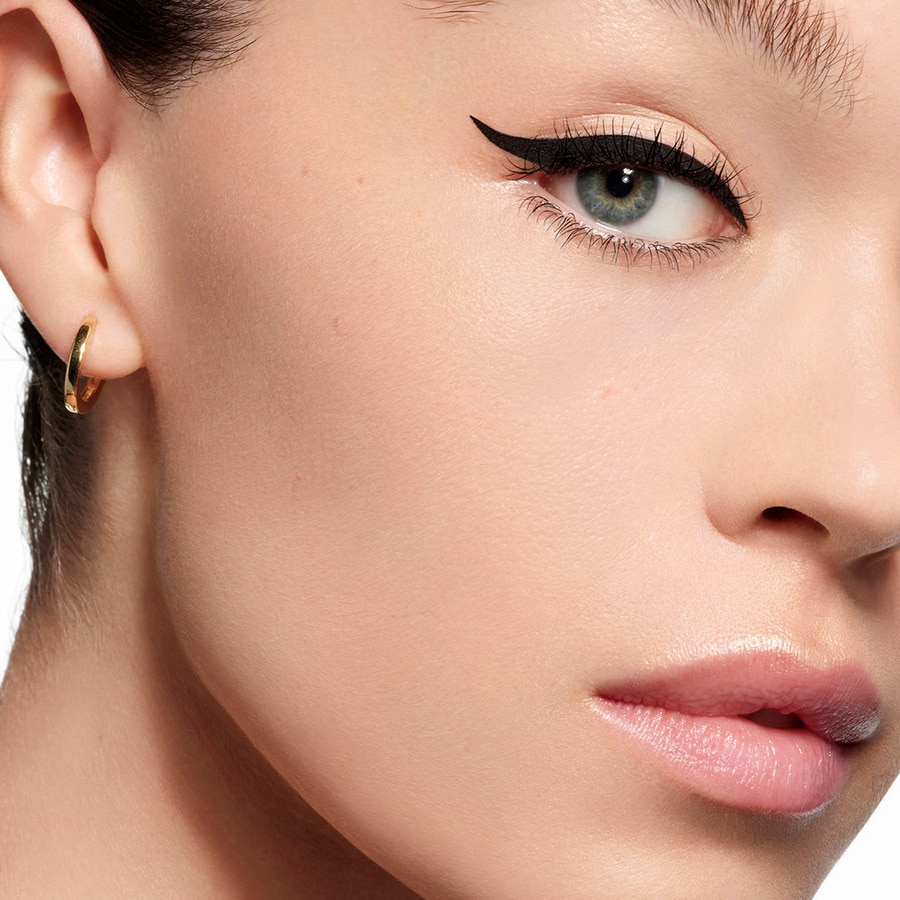 Noir G Black Graphic Liner