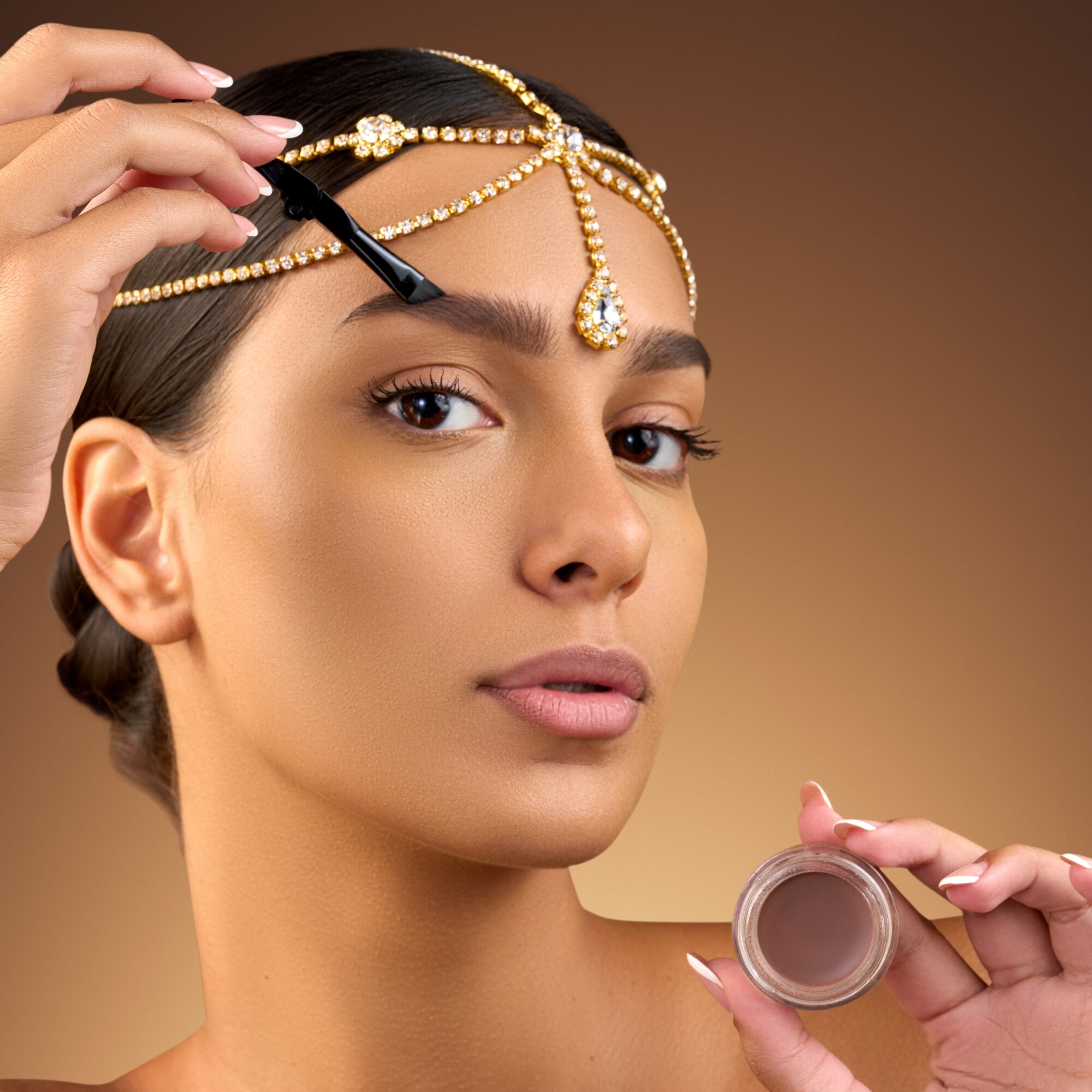 Arch Master Brow Pomade