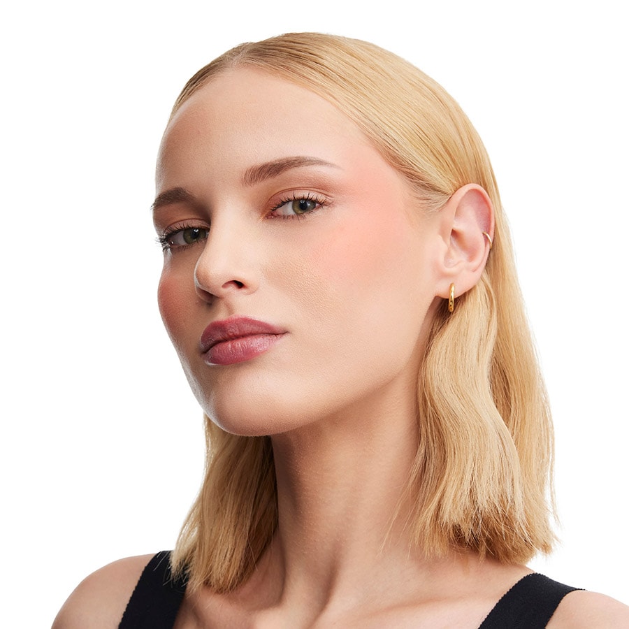 Make Me Blush Bold Blurring Blush