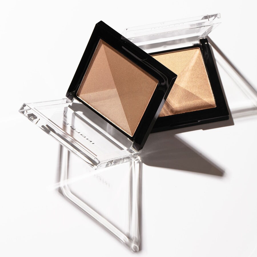Multicolour System Highlighting & Bronzing Powder