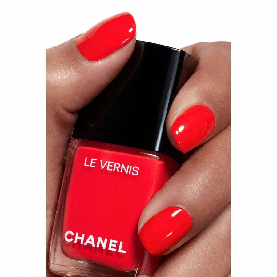 LE VERNIS