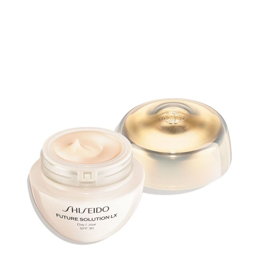 Future Solution LX Total Protective Day Cream