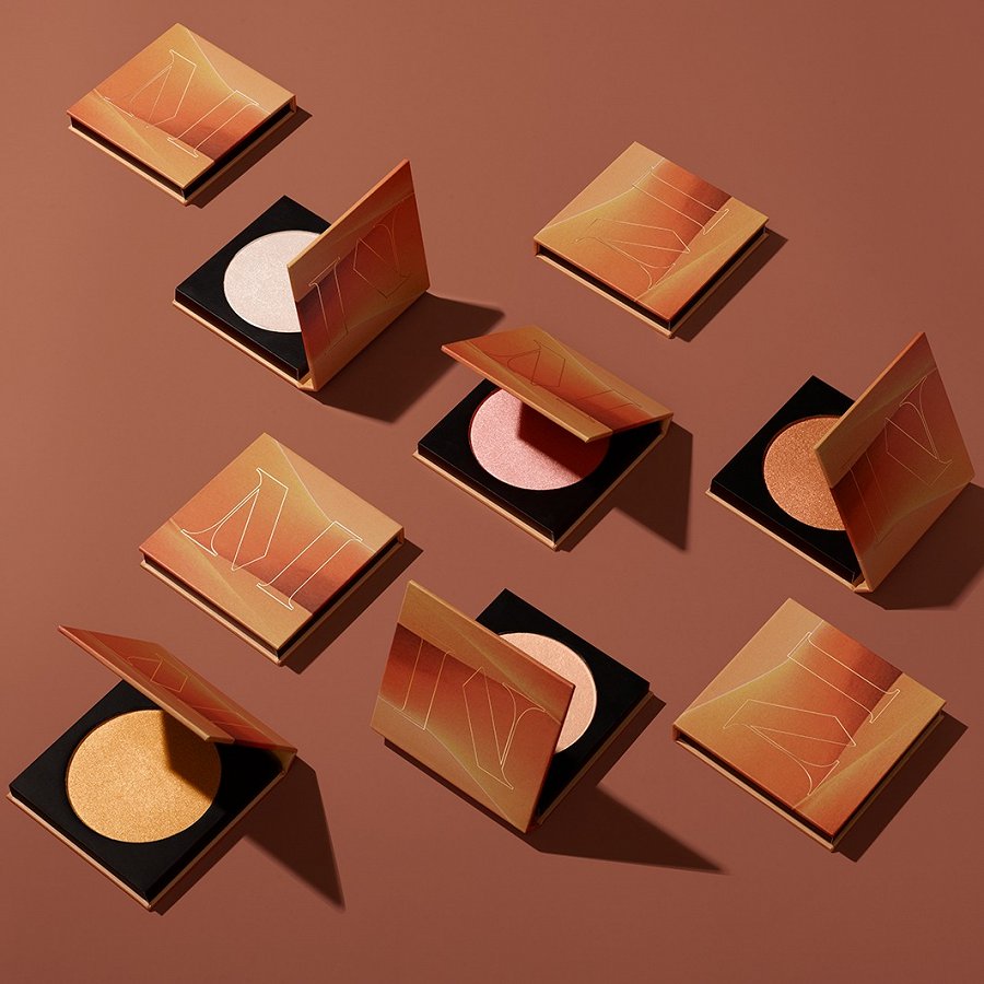 Glow Show Radiant  Pressed Highlighter