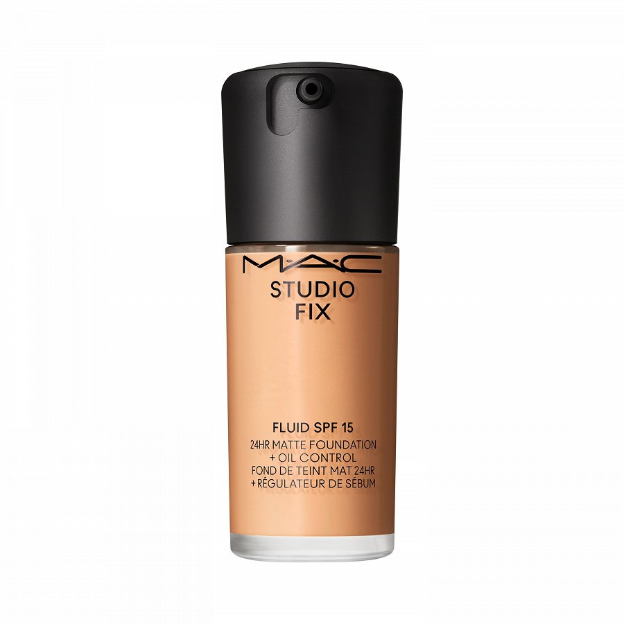 Studio Fix Fluid SPF 15 24HR Matte Foundation & Oil Control