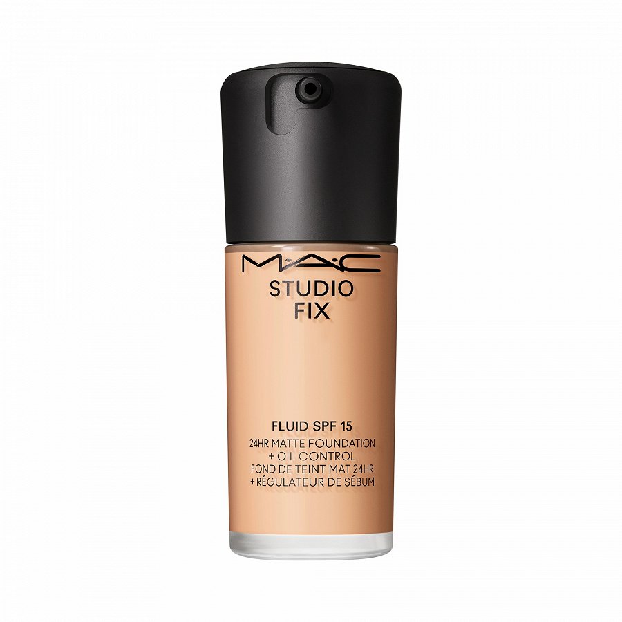 Studio Fix Fluid SPF 15 24HR Matte Foundation & Oil Control