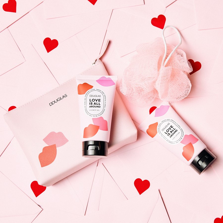 Love is all Around Wellness Bag Gift Set