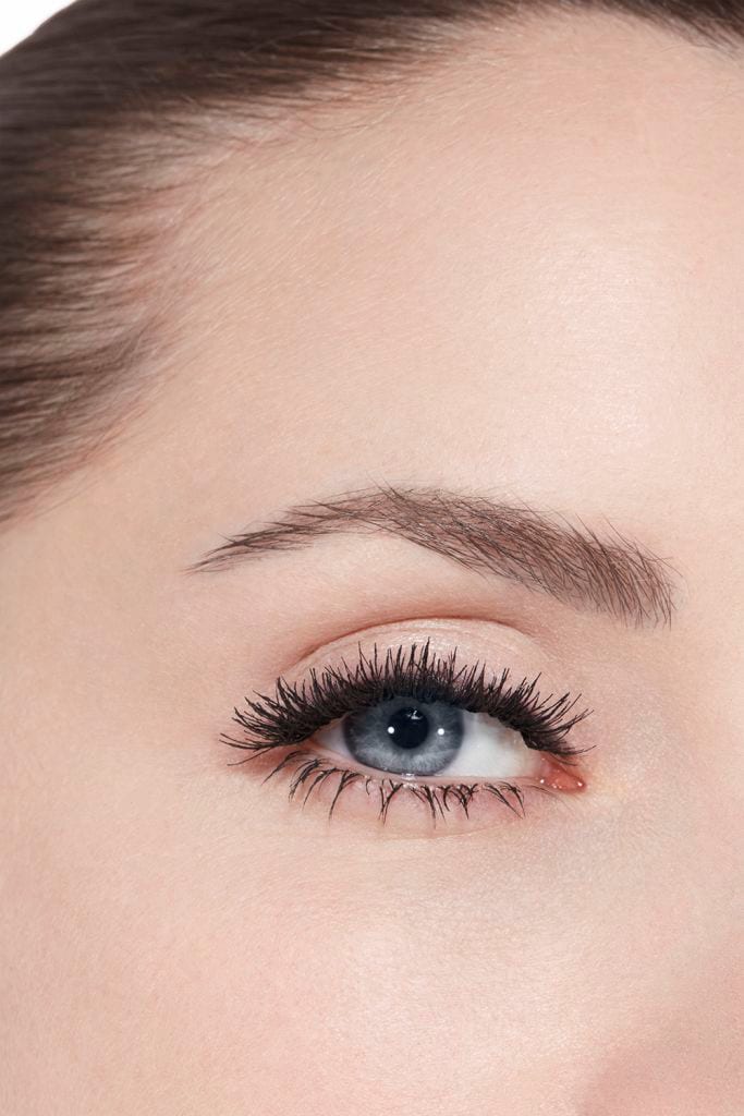 LE VOLUME RÉVOLUTION DE CHANEL NOIR