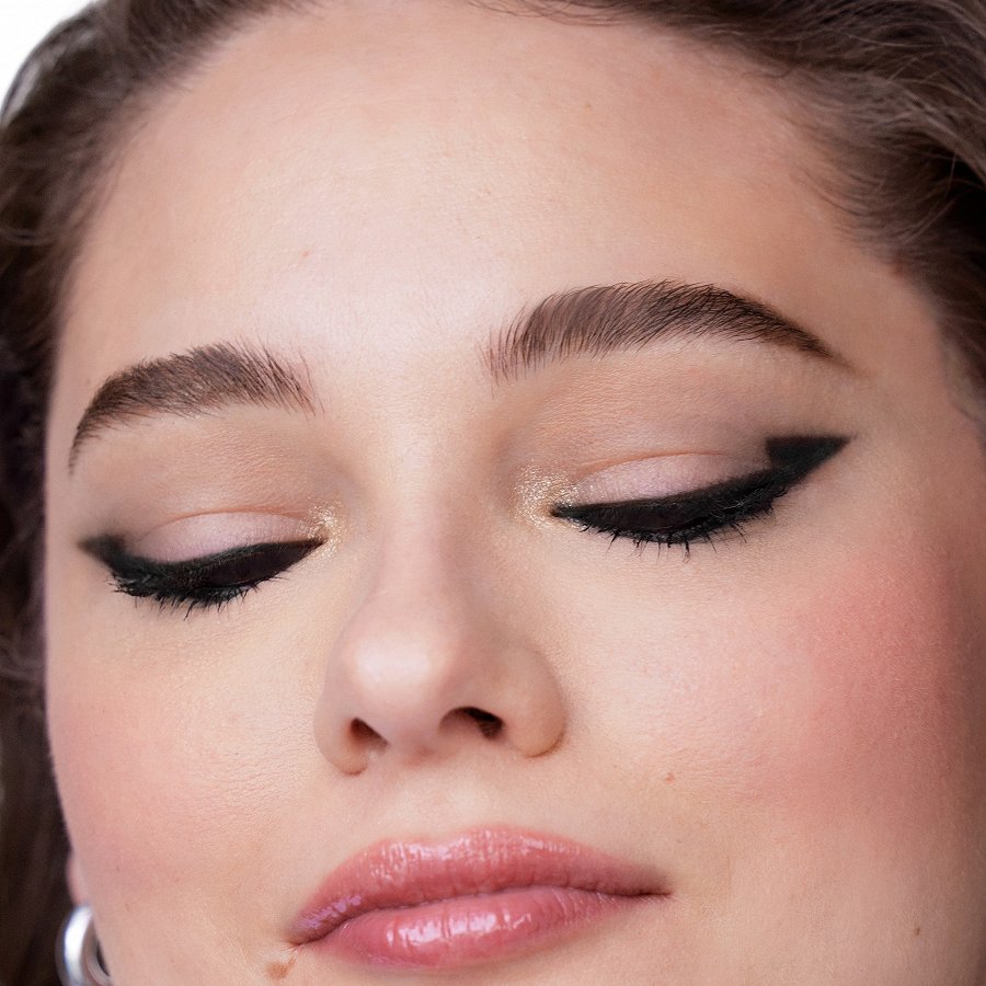 High Impact™ Shadow + Definer