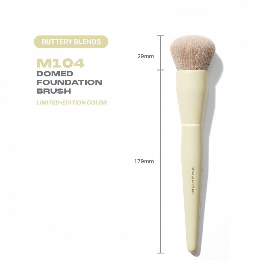 M104 Foundation Brush