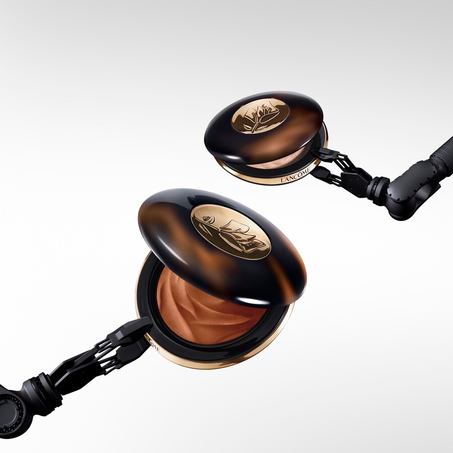 Teint Idôle Ultra Wear C.E. Skin Transforming Highlighter