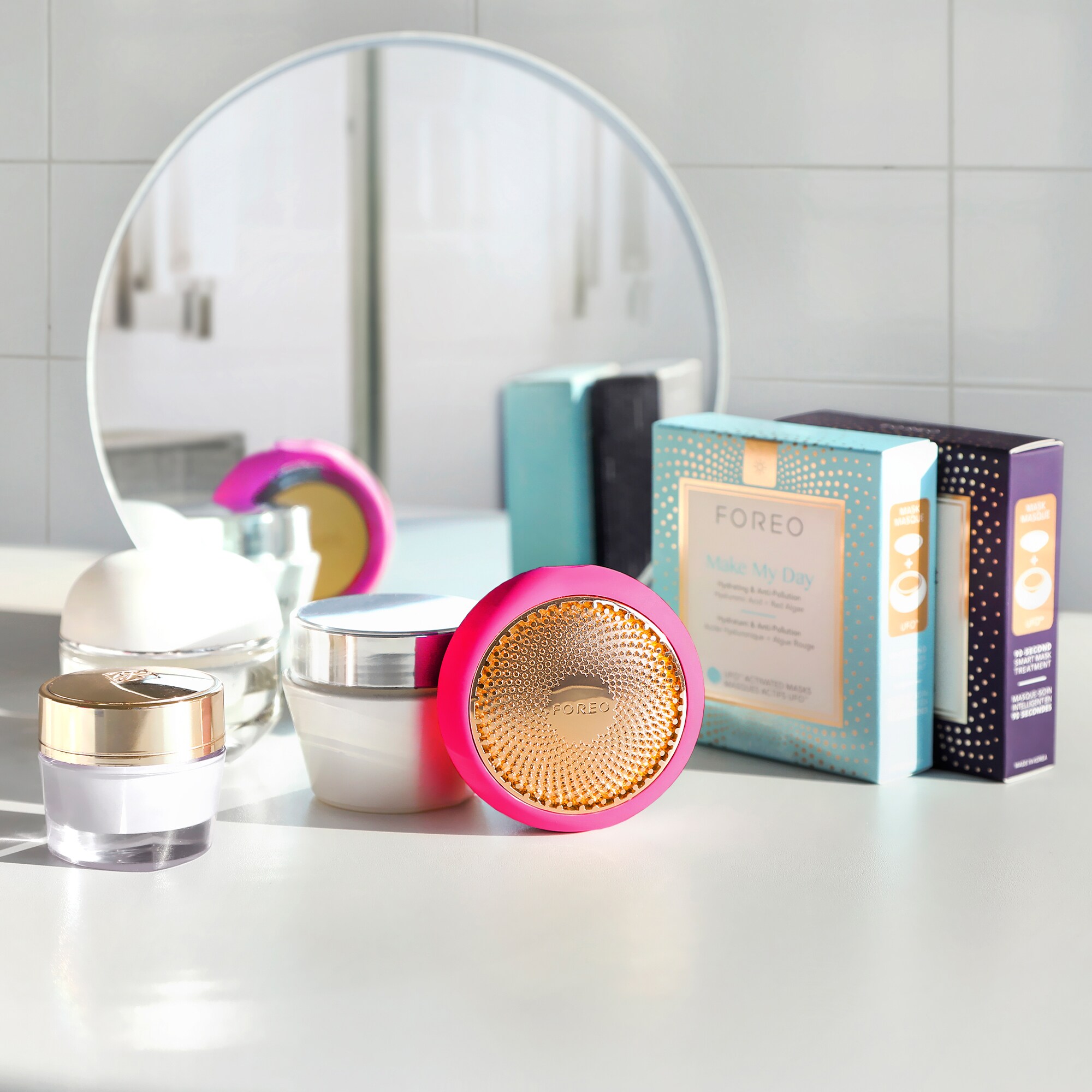 UFO 2 Mask Device Fuchsia with Heat, LED light and Cryotherapy