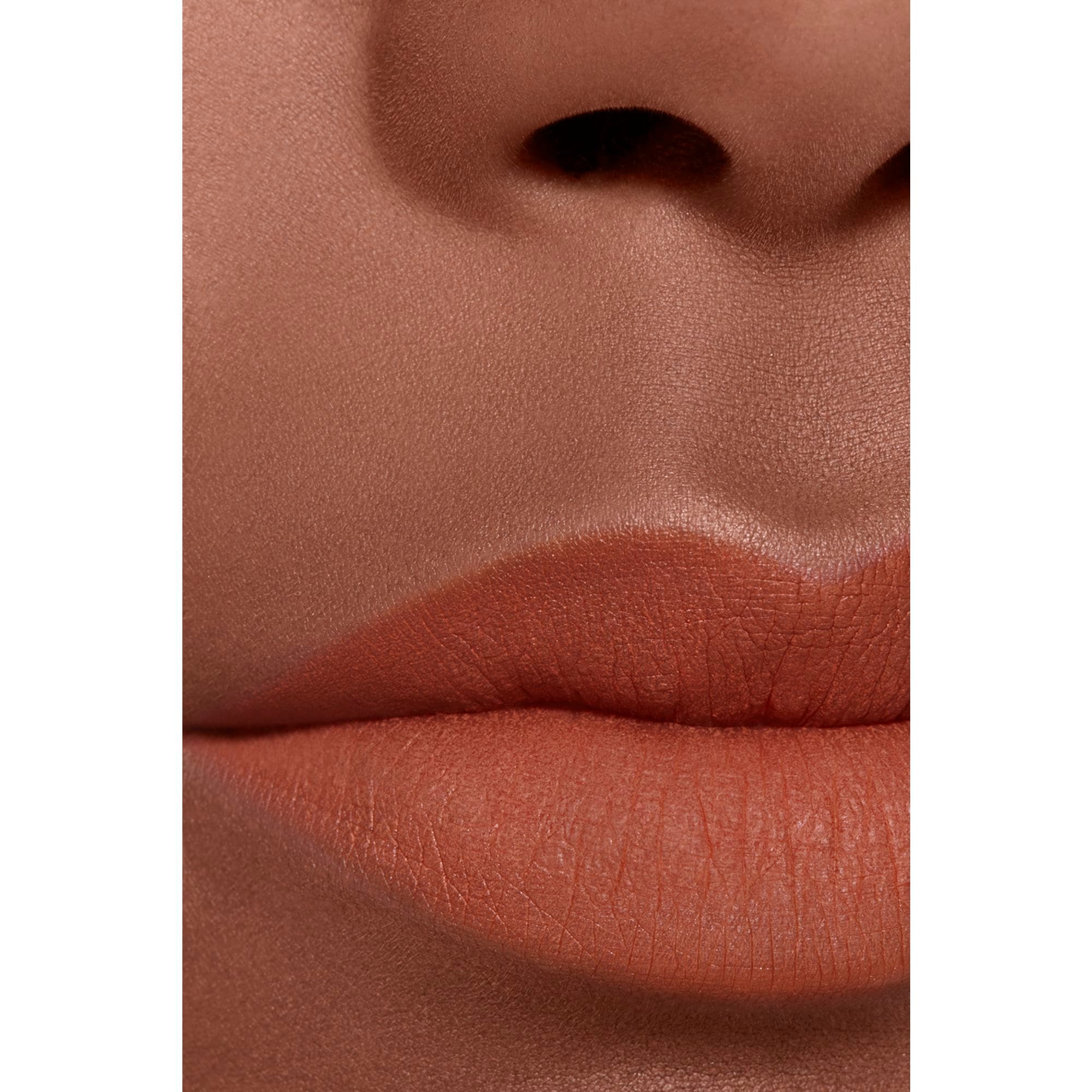 ROUGE ALLURE LIQUID VELVET