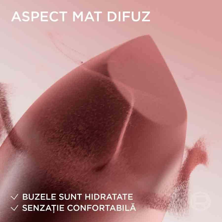 Color Riche Blurred Matte Lipstick