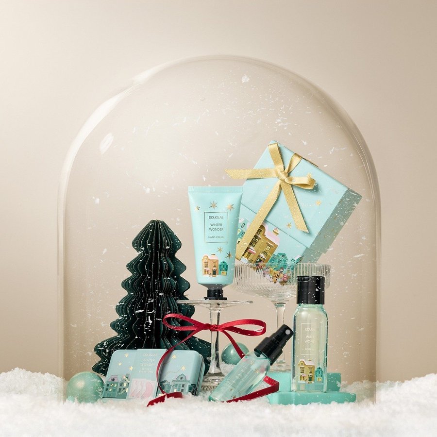 Winter Wonder Shower Cracker