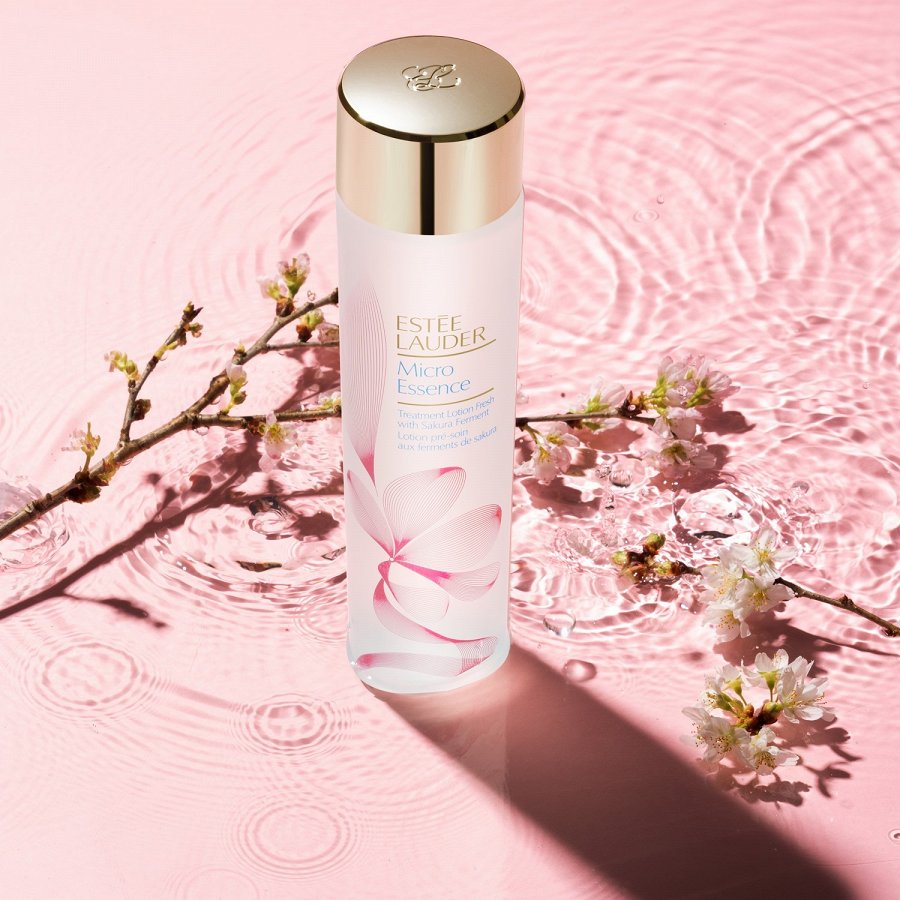 lily ESTÉE LAUDER Micro Essence 200ml Estée Lauder Micro Essence Treatment Lotion Fresh with Sakura