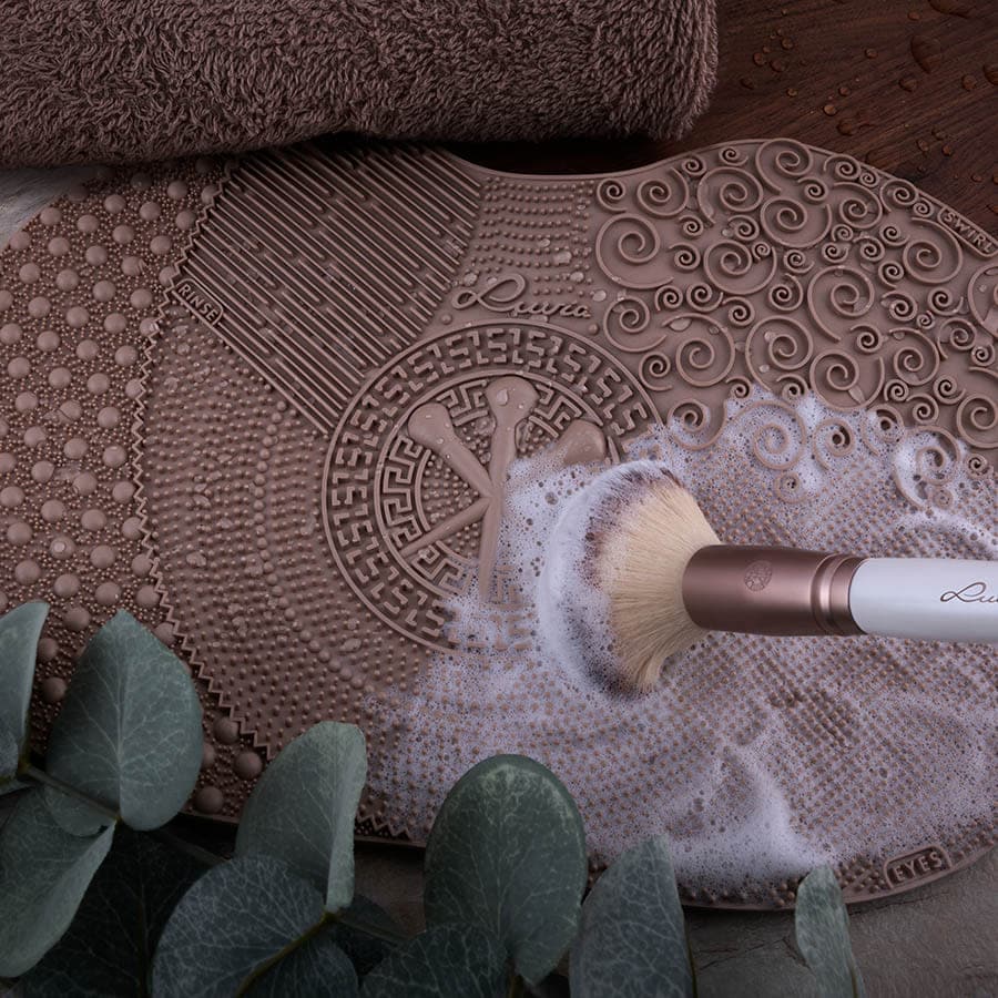 Brush Cleansing Mat