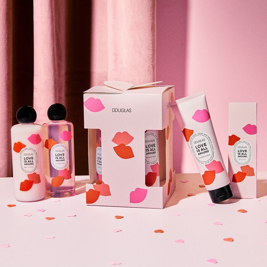 Love is all Around Gift Set