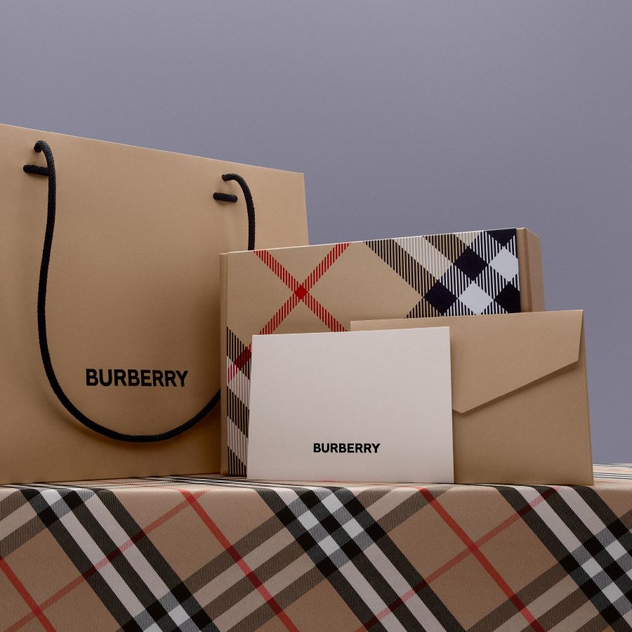 Burberry Hero Eau De Toilette