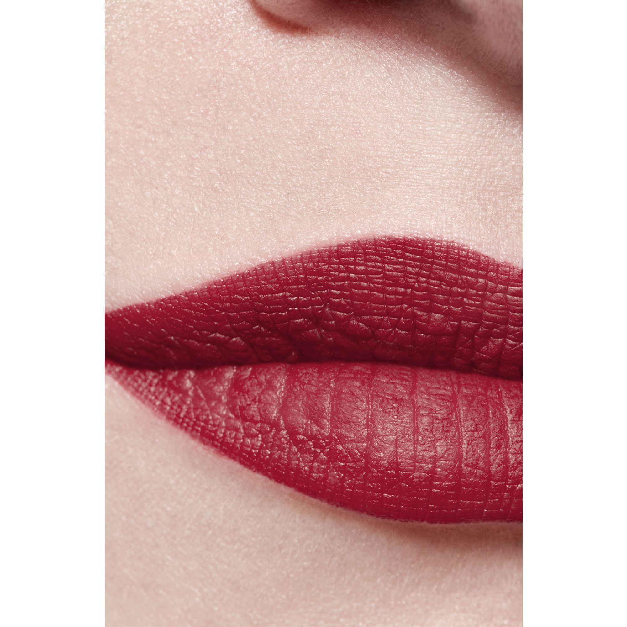 ROUGE ALLURE VELVET