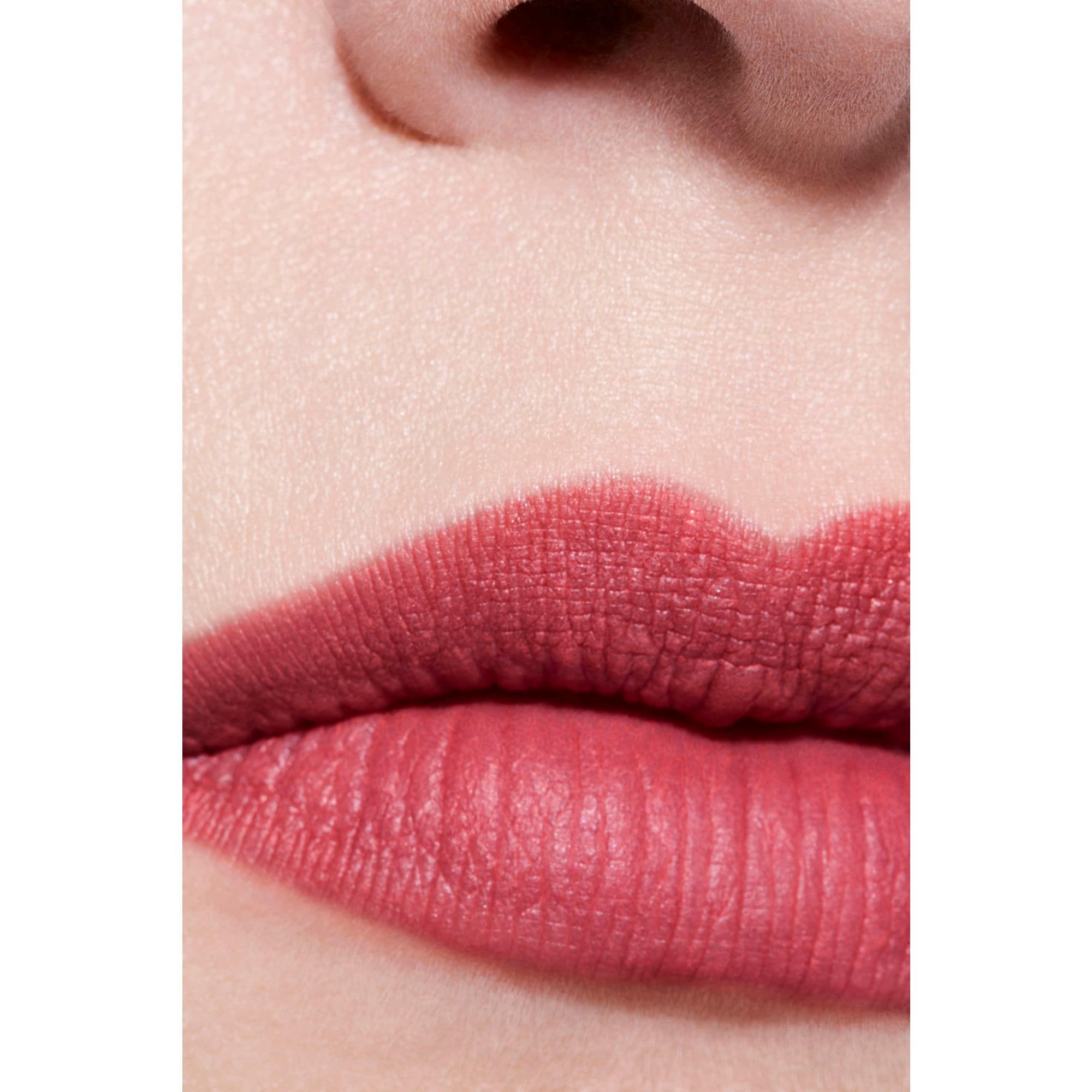 ROUGE ALLURE VELVET