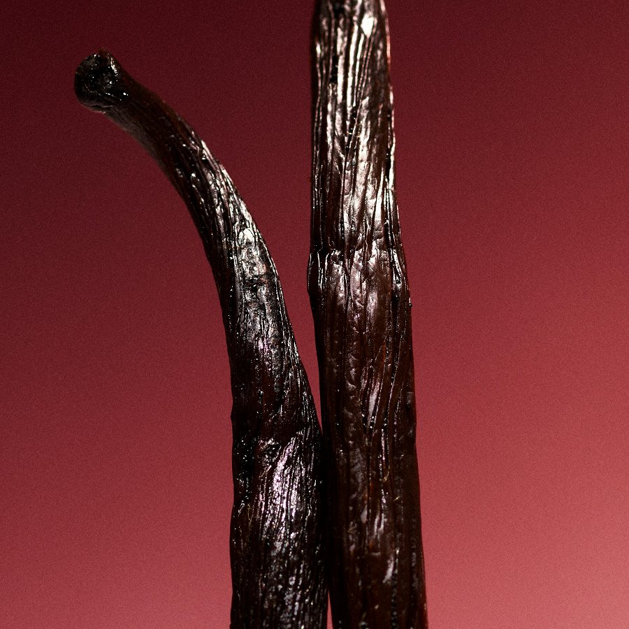 Eternity for Men Amber Essence