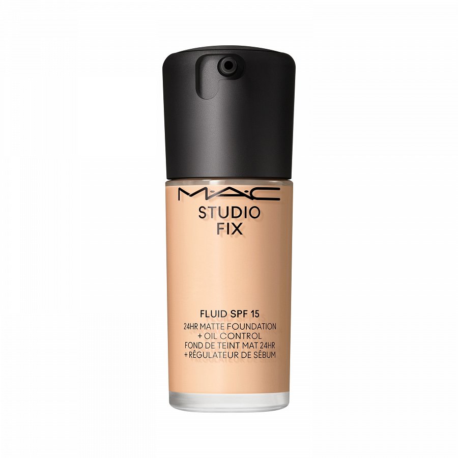 Studio Fix Fluid SPF 15 24HR Matte Foundation & Oil Control