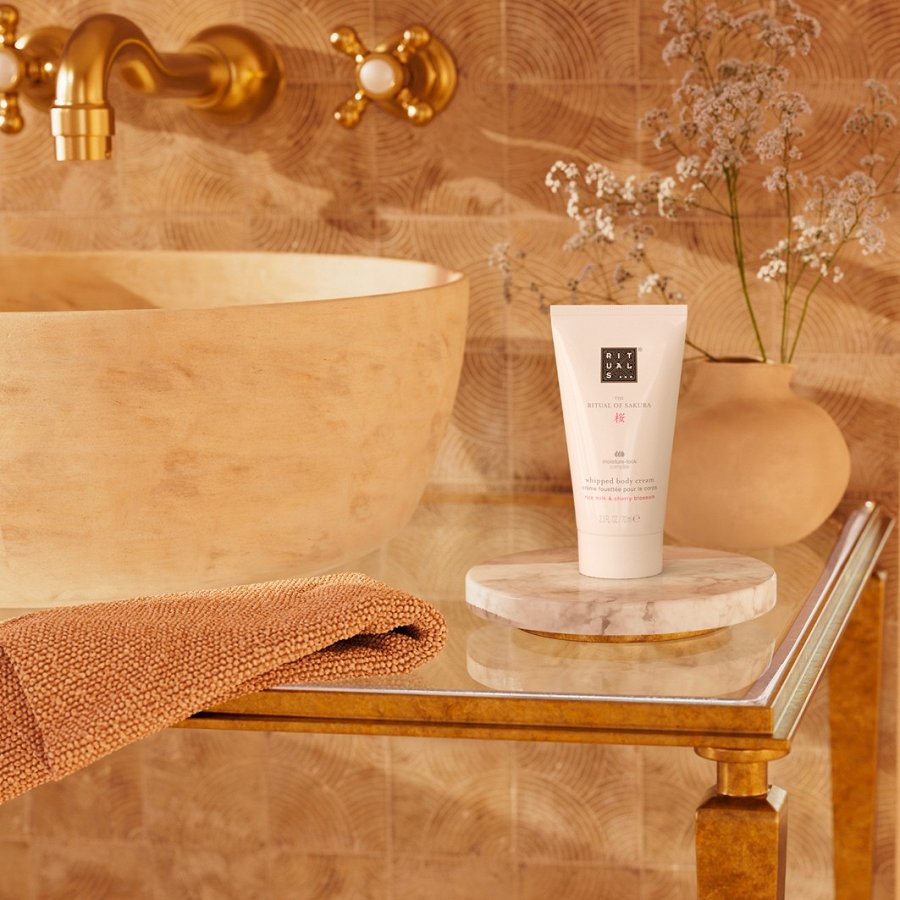 The Ritual of Sakura Body Cream