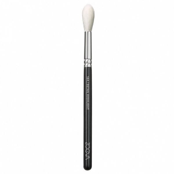 Zoeva 134 Detail Highlight Brush  Pensula Iluminator 1 Bucată