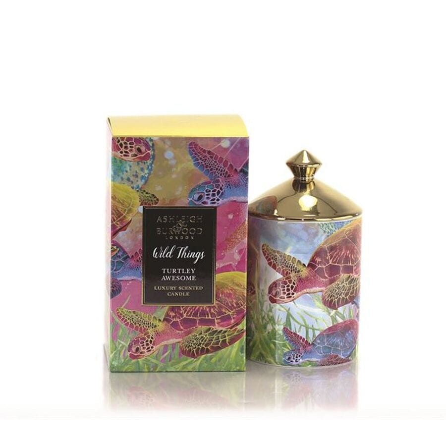 Ashleigh & Burwood Scented Scented Candle Turtley Awesome  Lumanare Parfumata 320 g